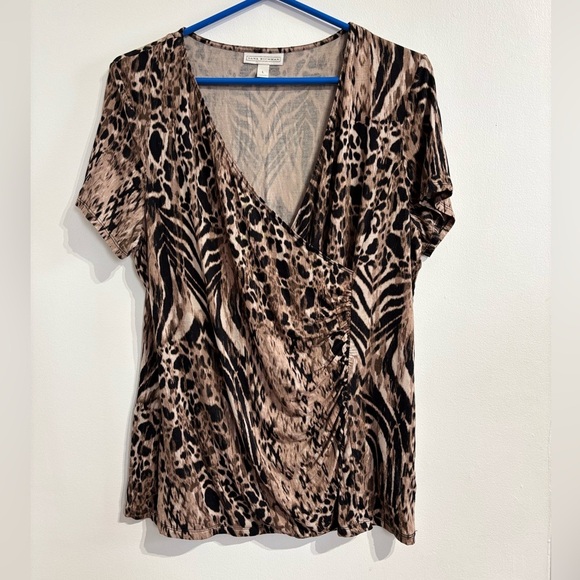 Dana Buchman Tops - 🐆VINTAGE Dana Buchman Animal Print Wrap Top 🐾
